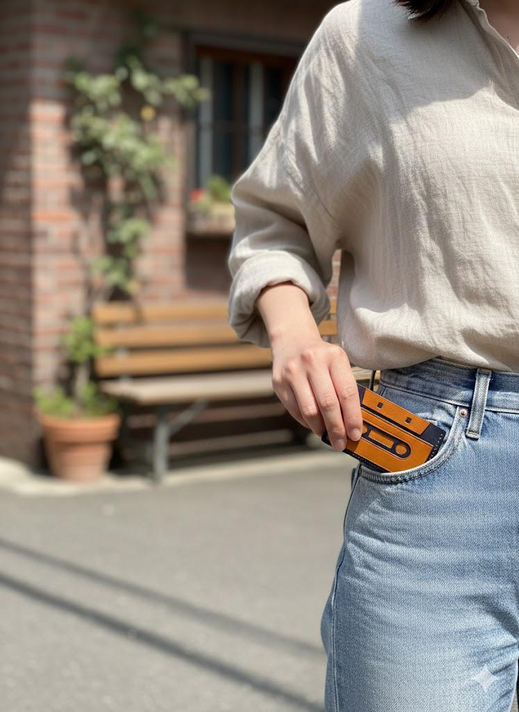 "b-side of life" 皮夾卡套